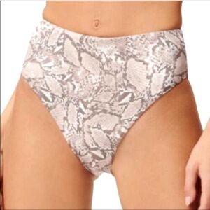 NWT Good American bikini